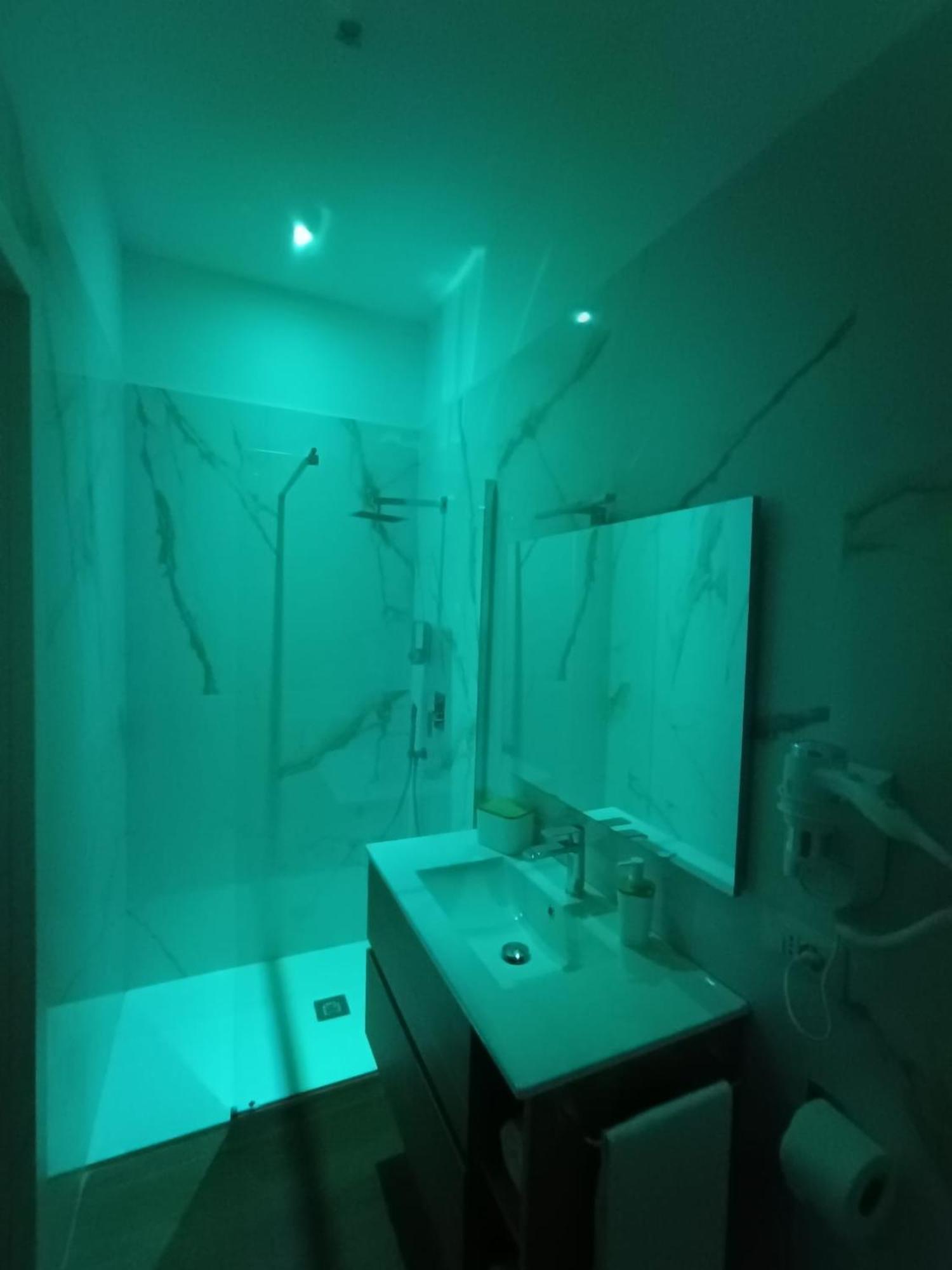 Dimora Crispi 70 Apartment บารี ภายนอก รูปภาพ