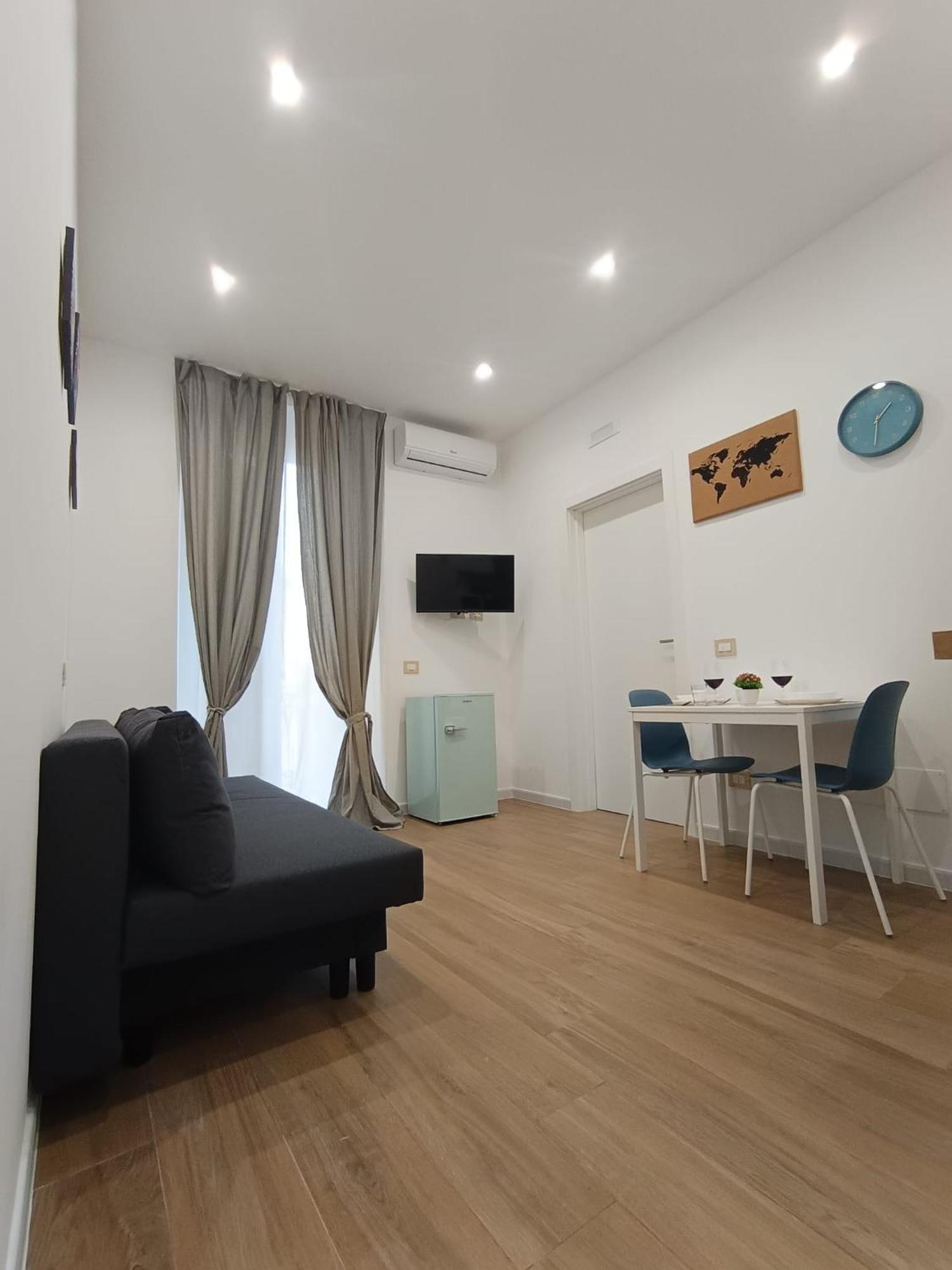 Dimora Crispi 70 Apartment บารี ภายนอก รูปภาพ